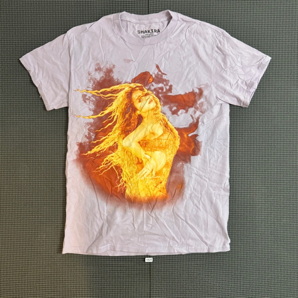 Shakira Las Mujeres Ya No Lloran World Tour 2025 T-Shirt Purple Small